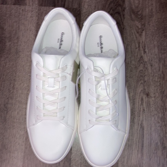 NWT - Men's Kingston Sneakers - Goodfellow & Co. - Picture 3 of 4